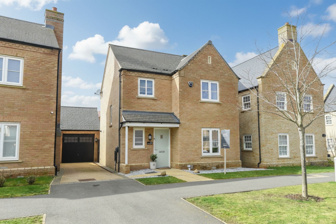 4 bedroom house in Carnaile Road