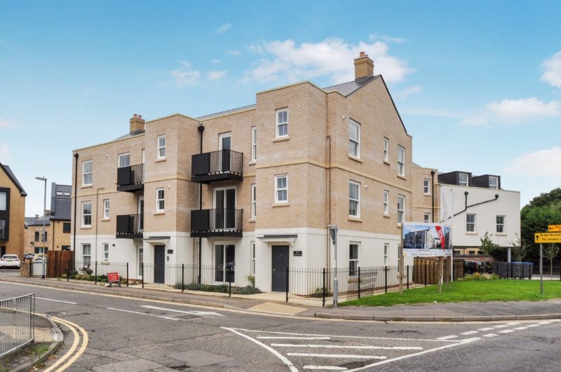 2 bedroom flat in 12 Ferrars Road, Huntingdon