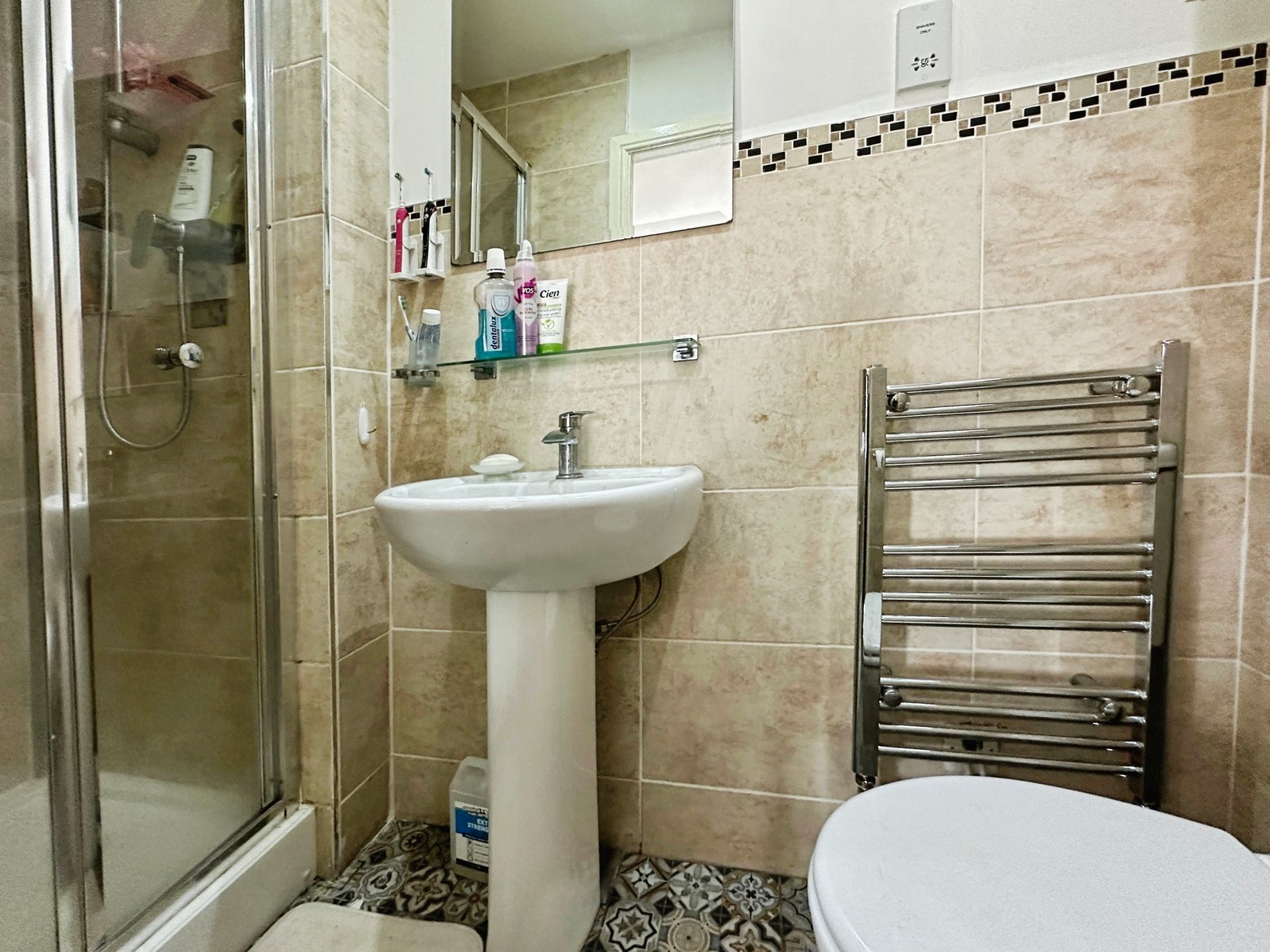 Photo 13