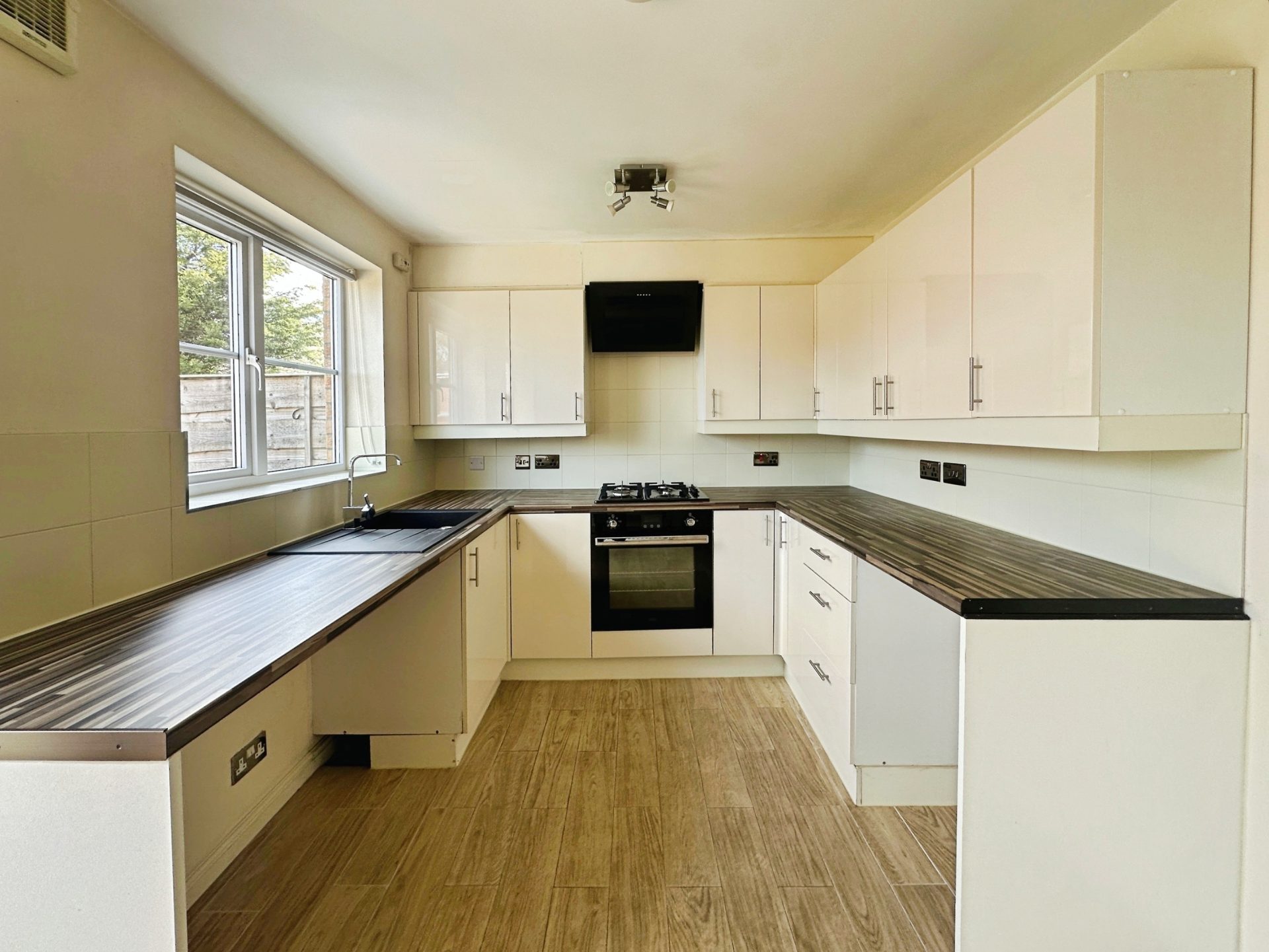 Elsworth Close, Radcliffe