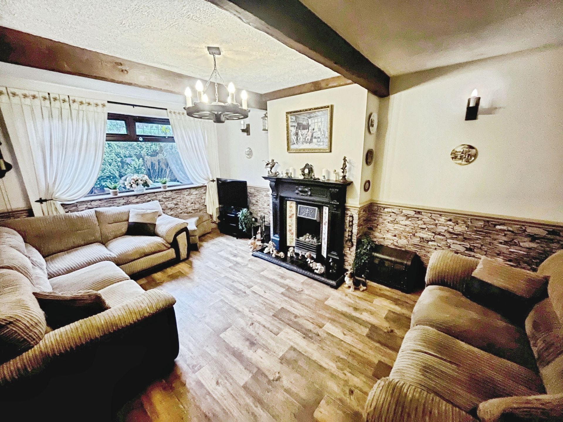 Sandown Crescent, Little Lever