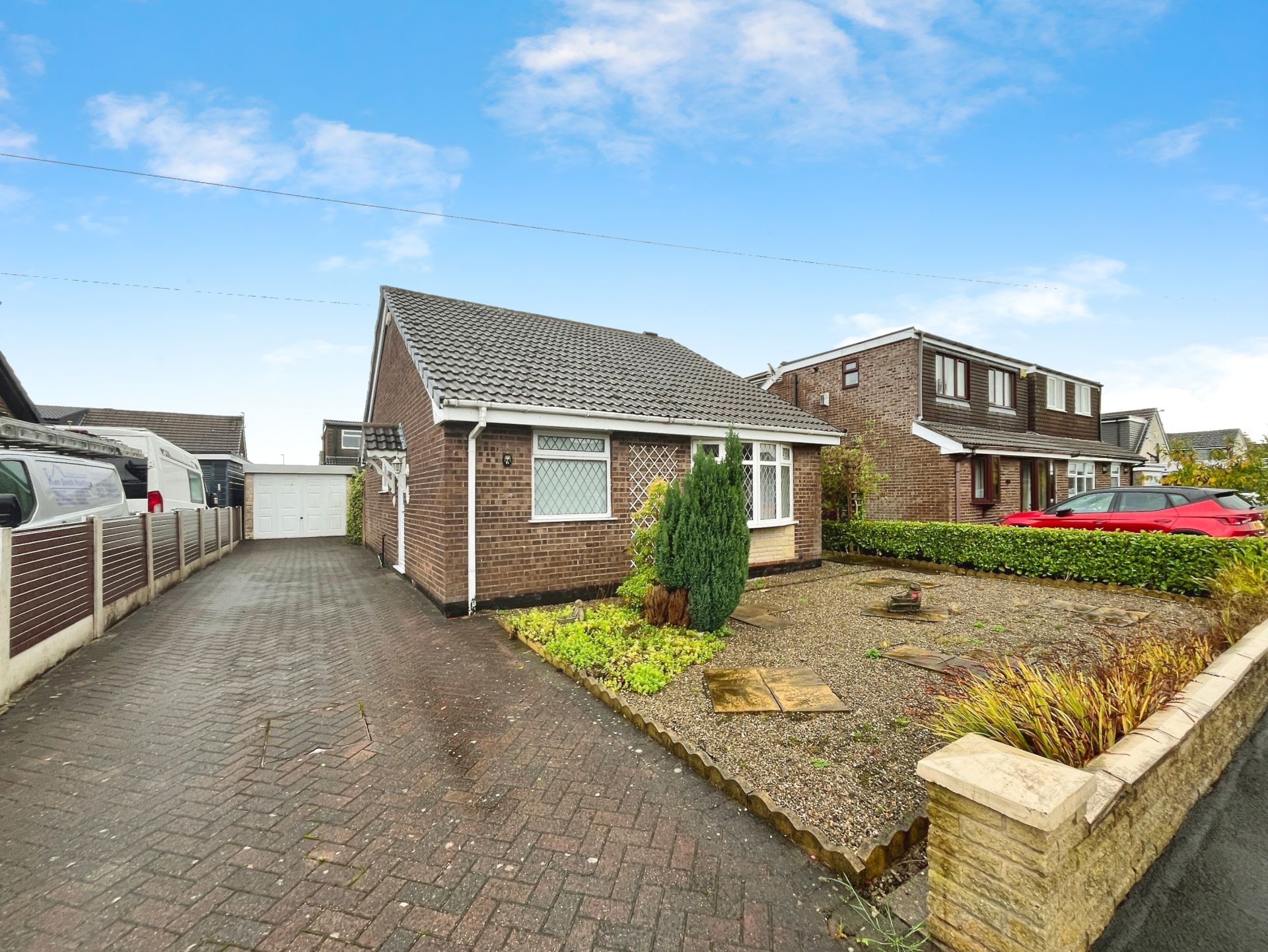 Kempton Avenue, Little Lever