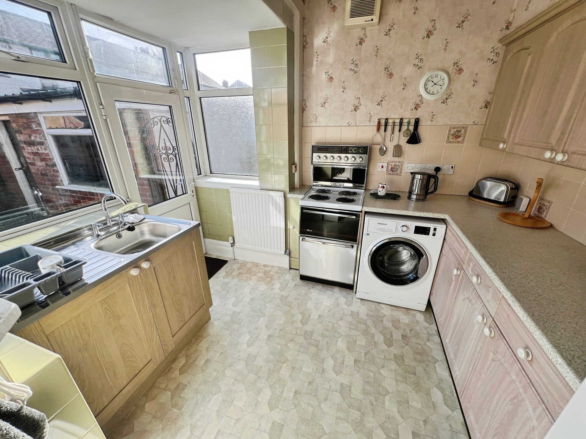 St. James Avenue, Breightmet BEST AND FINAL OFFERS MONDAY 9TH MARCH 2PM