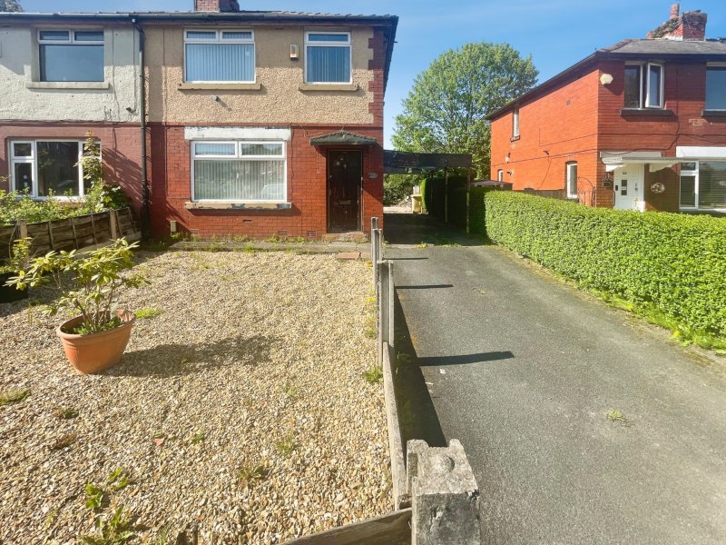 Lupin Avenue, Farnworth