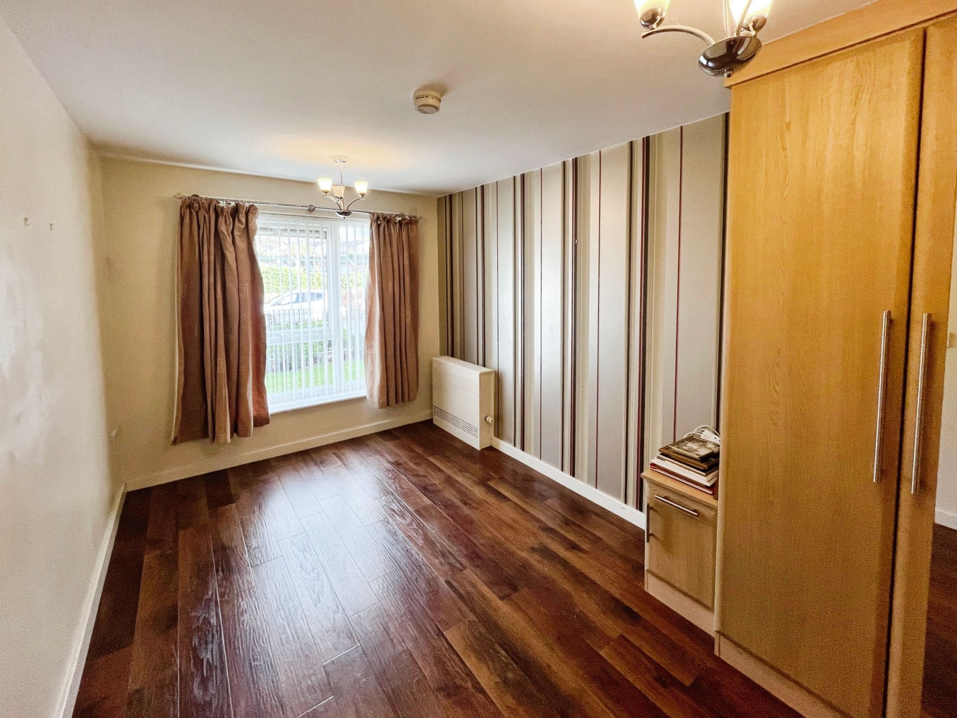 Hough Fold Way, Harwood