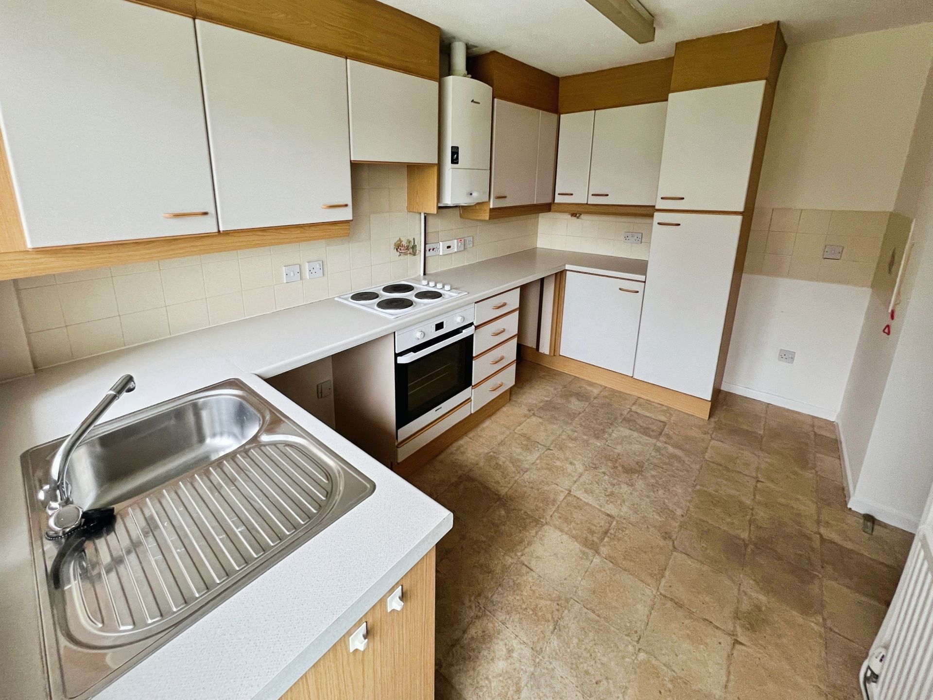 Shalfleet Close, Harwood