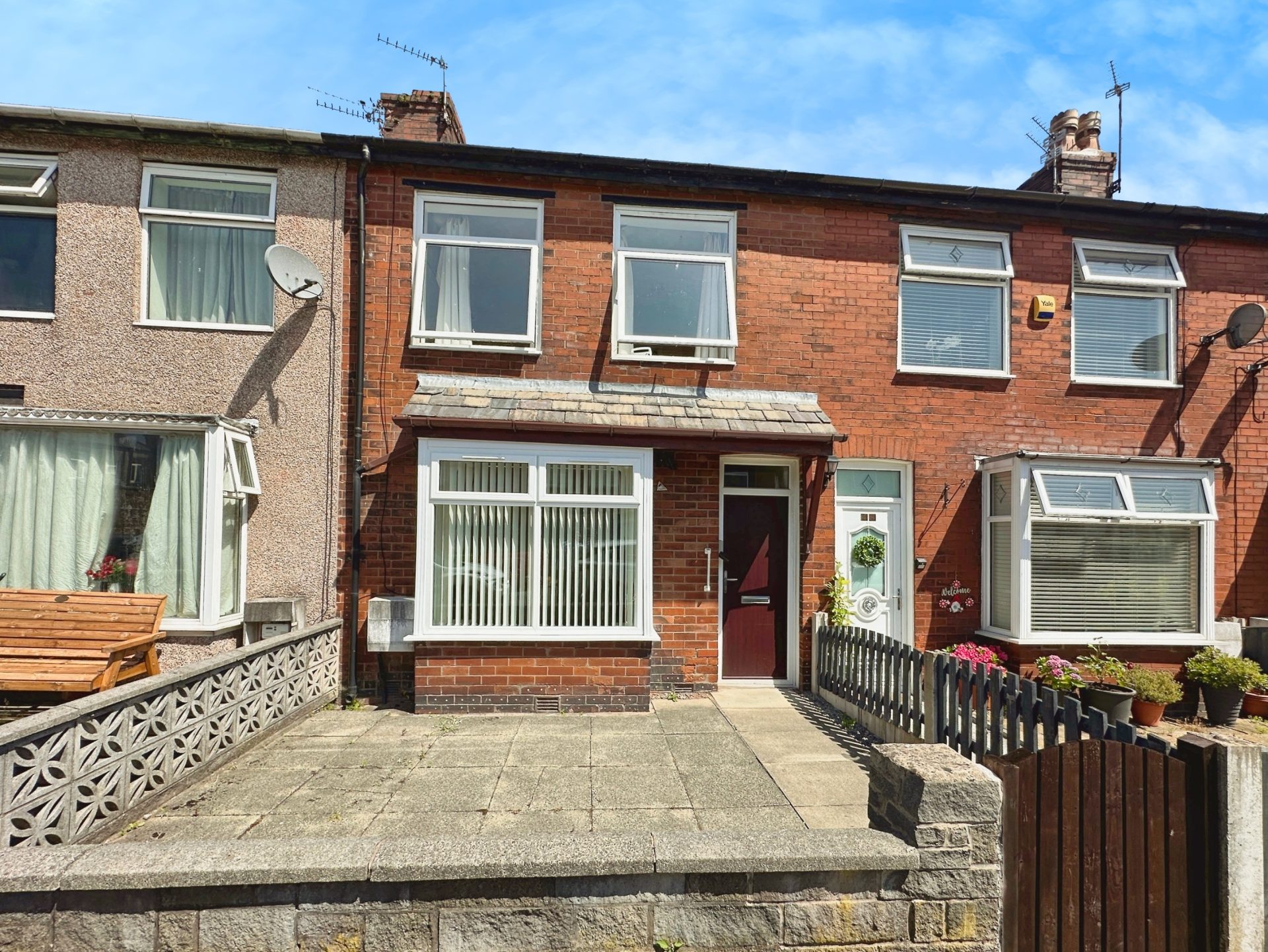 Robert Street, Bury