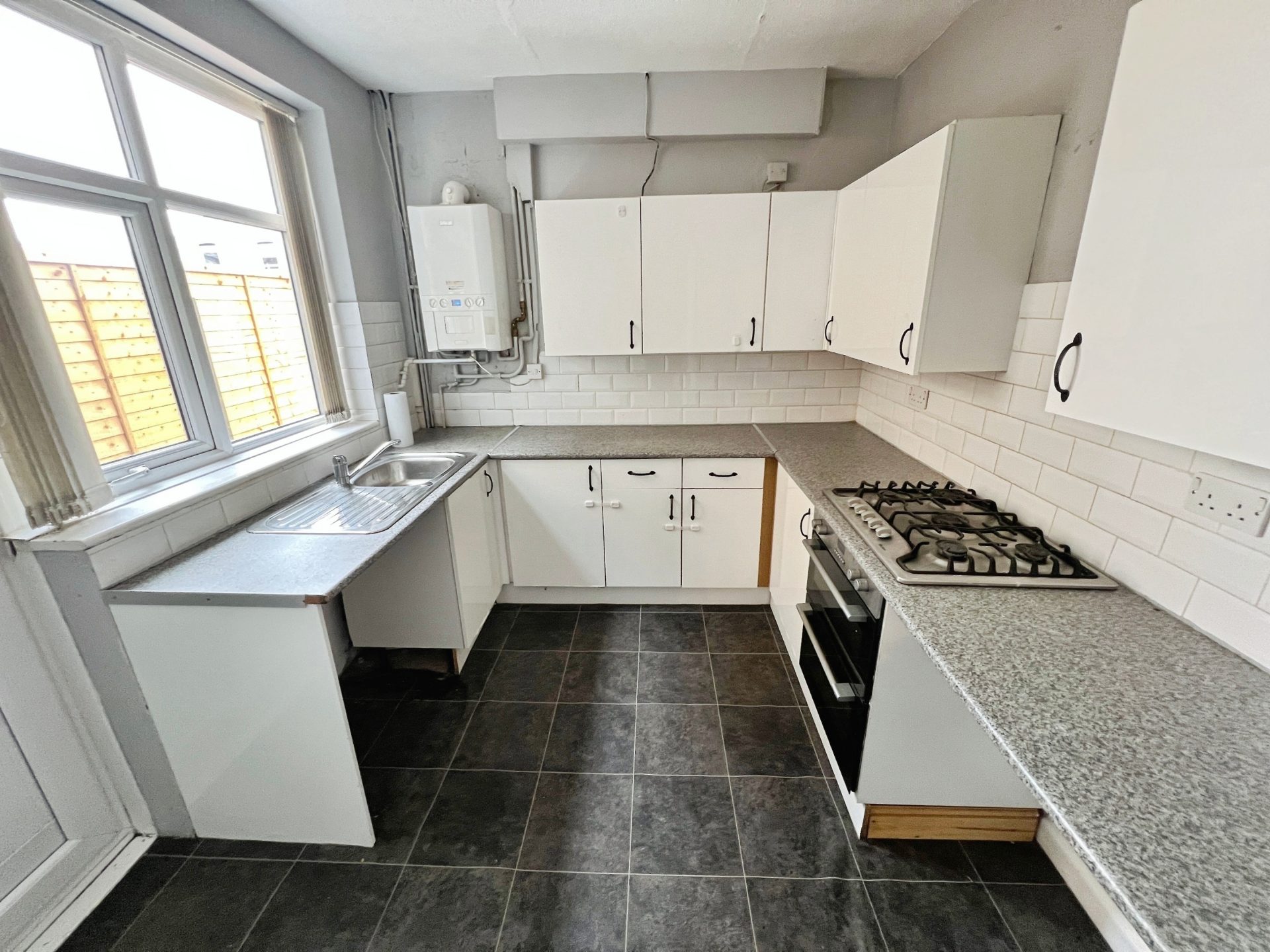 Longcauseway, Farnworth