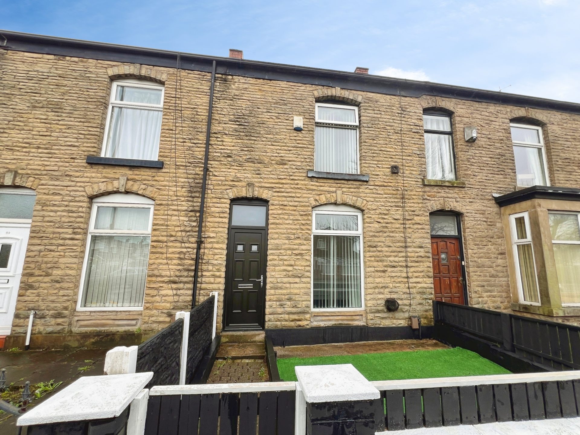 Longcauseway, Farnworth