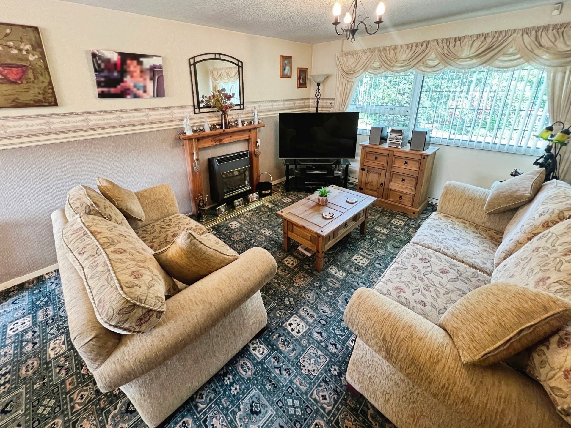Meadowside Avenue, Tonge Fold