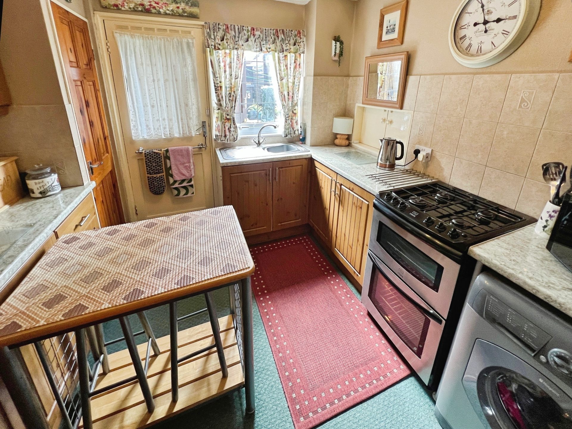 Meadowside Avenue, Tonge Fold