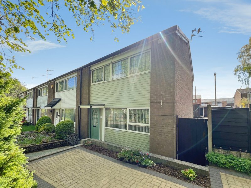 Meadowside Avenue, Tonge Fold