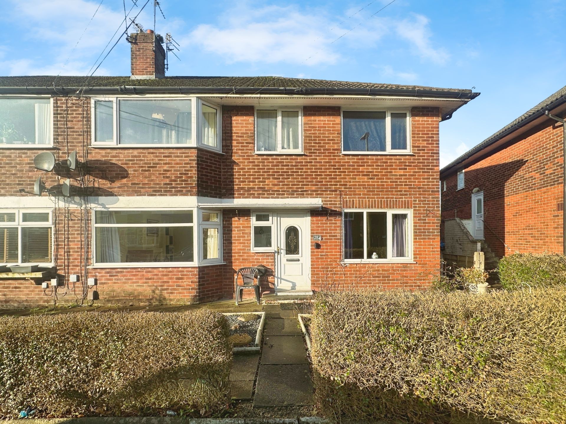 Burns Avenue, Bury