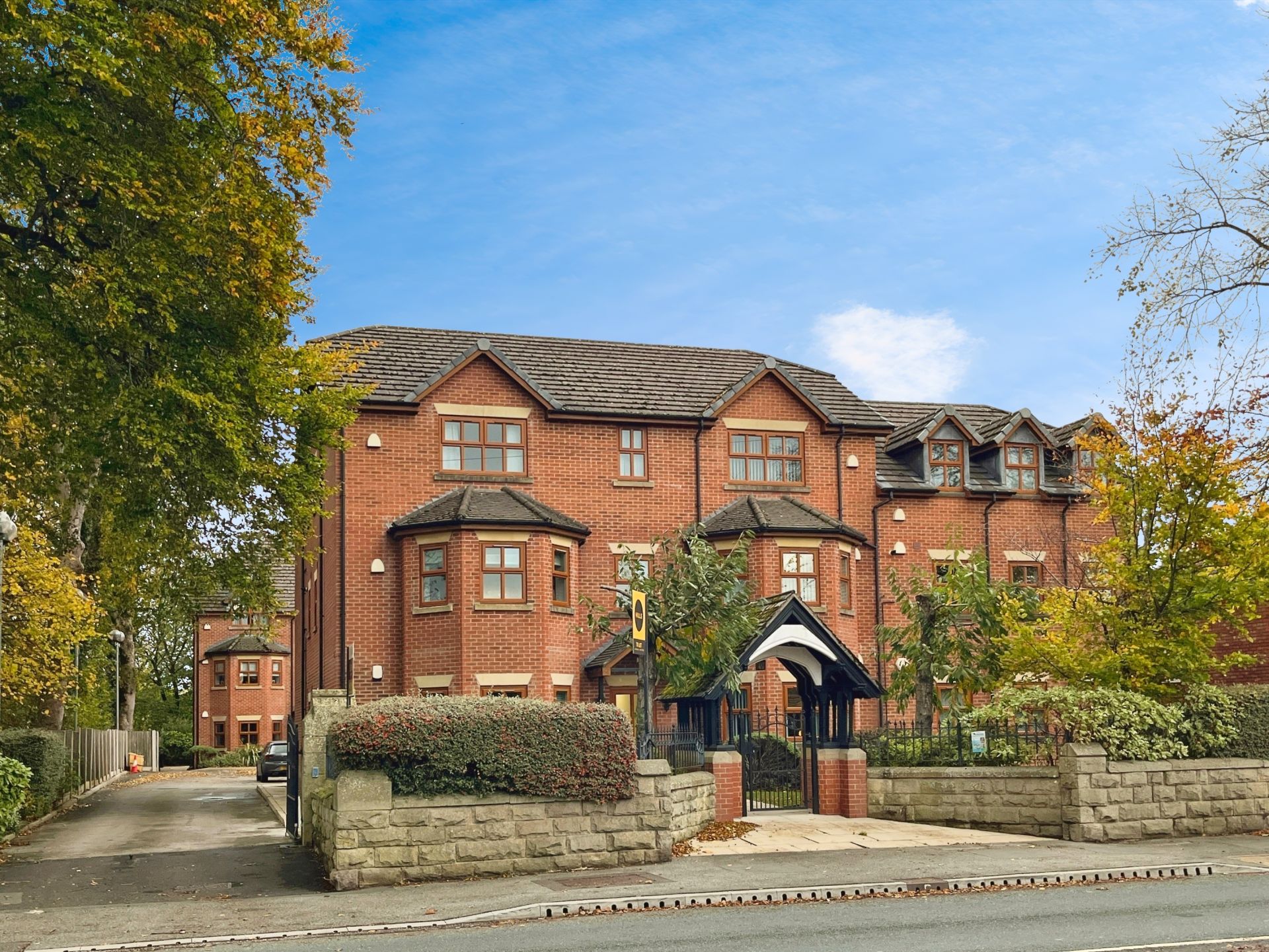 Manchester Road, Swinton