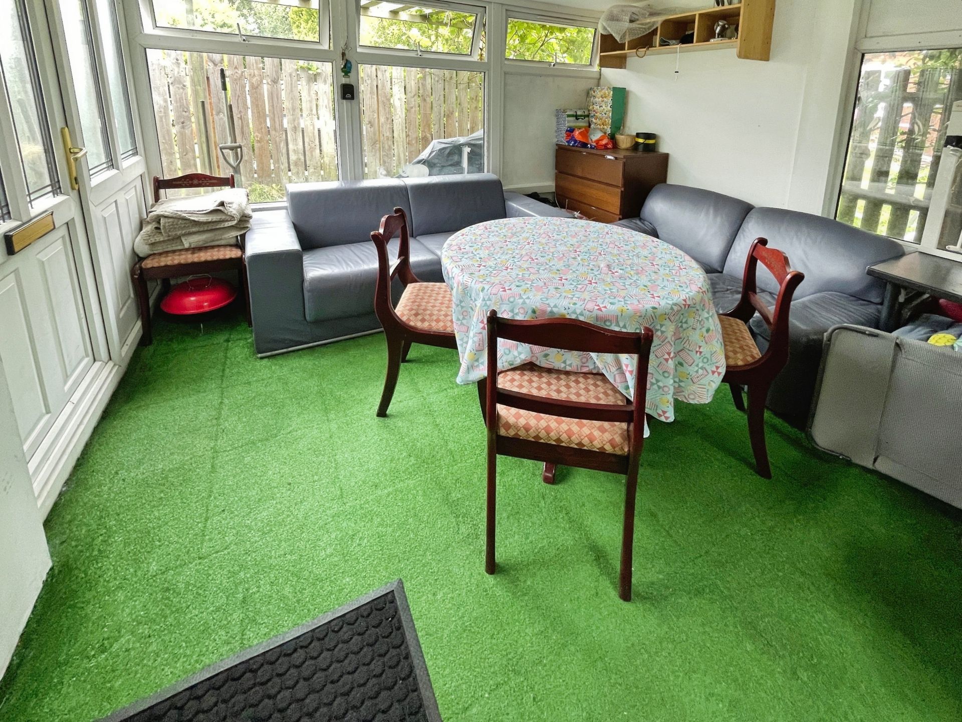 Photo 8