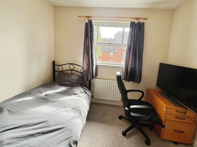 Photo 29