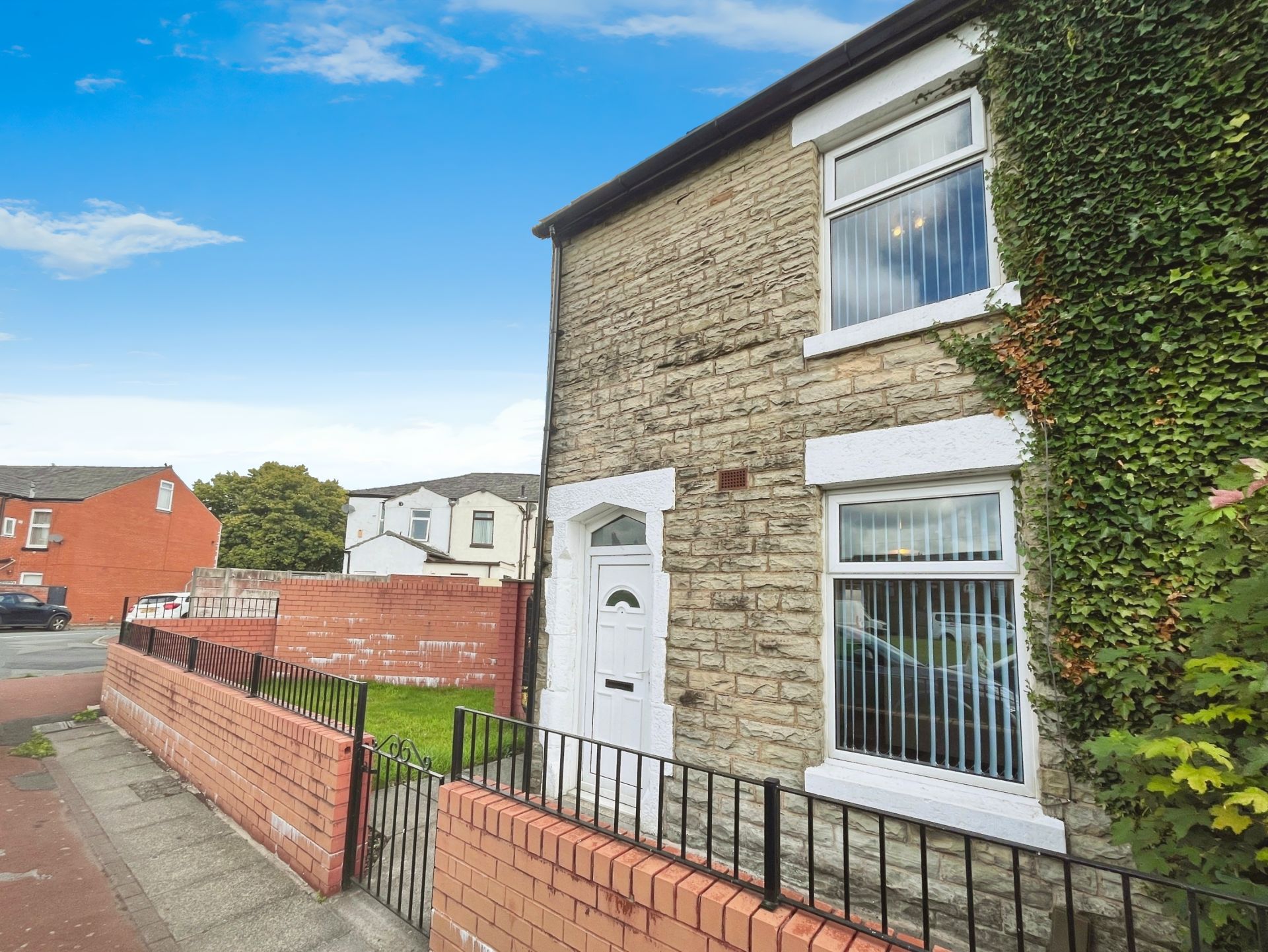 Gloster Street, The Haulgh