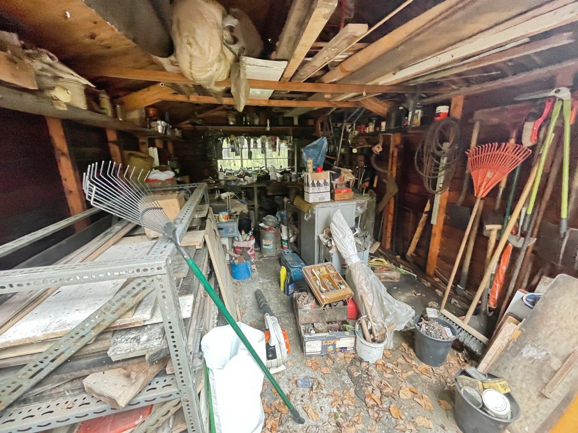 Photo 18
