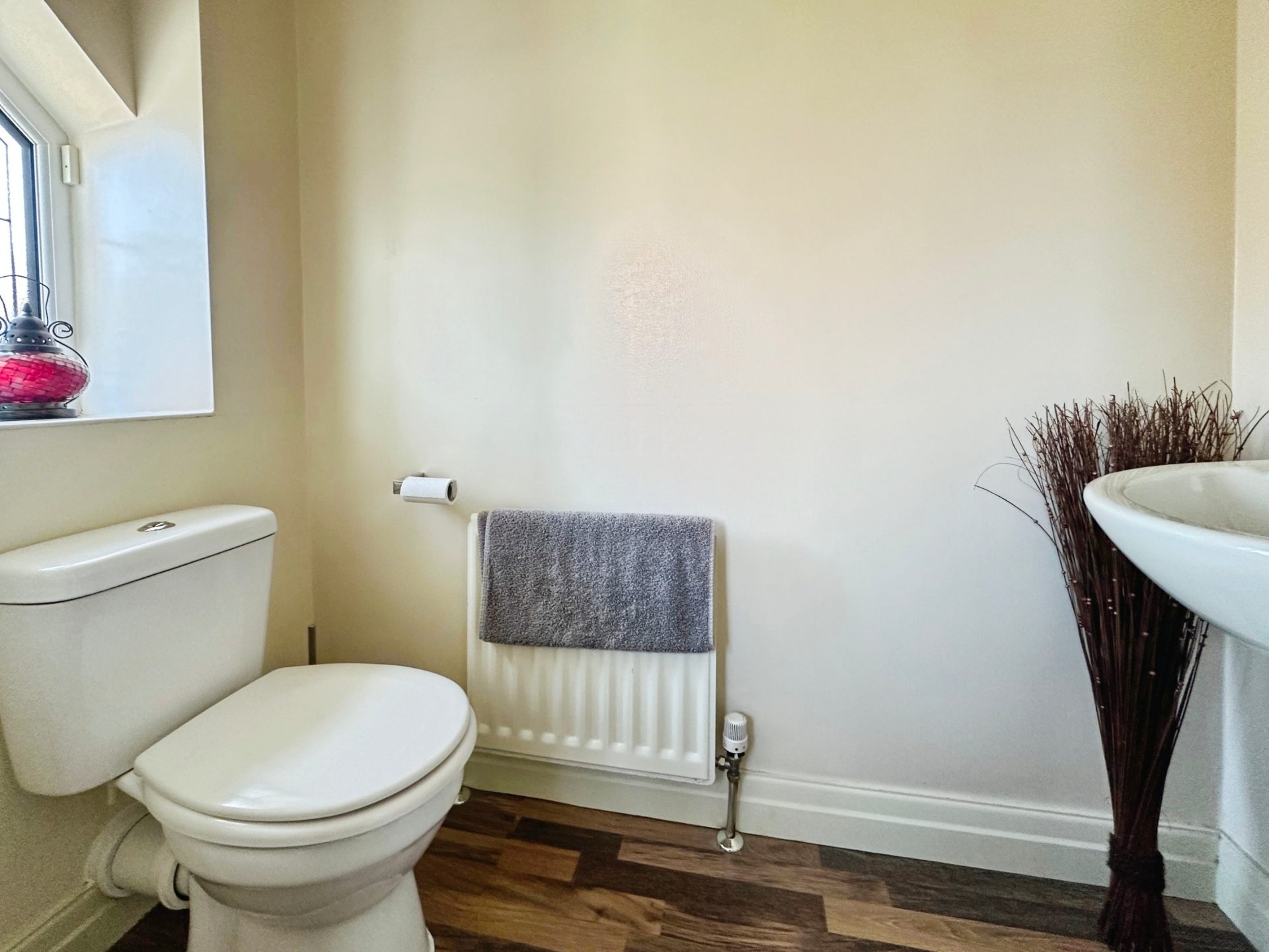 Shetland Way, Radcliffe