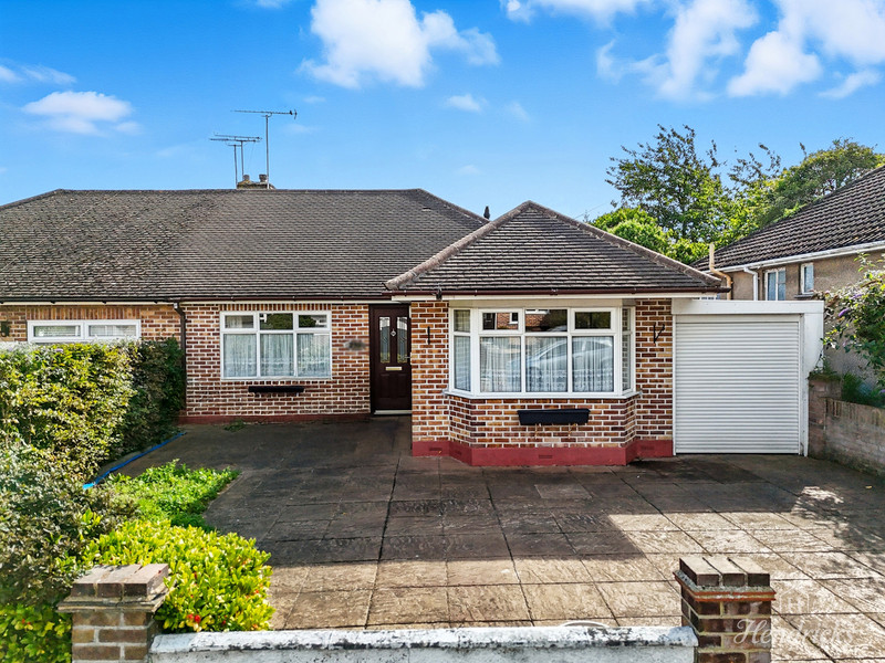 Woodside, Leigh-on-sea, SS9 4