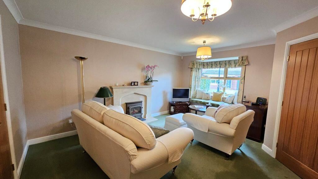 Havisham Close, Lostock