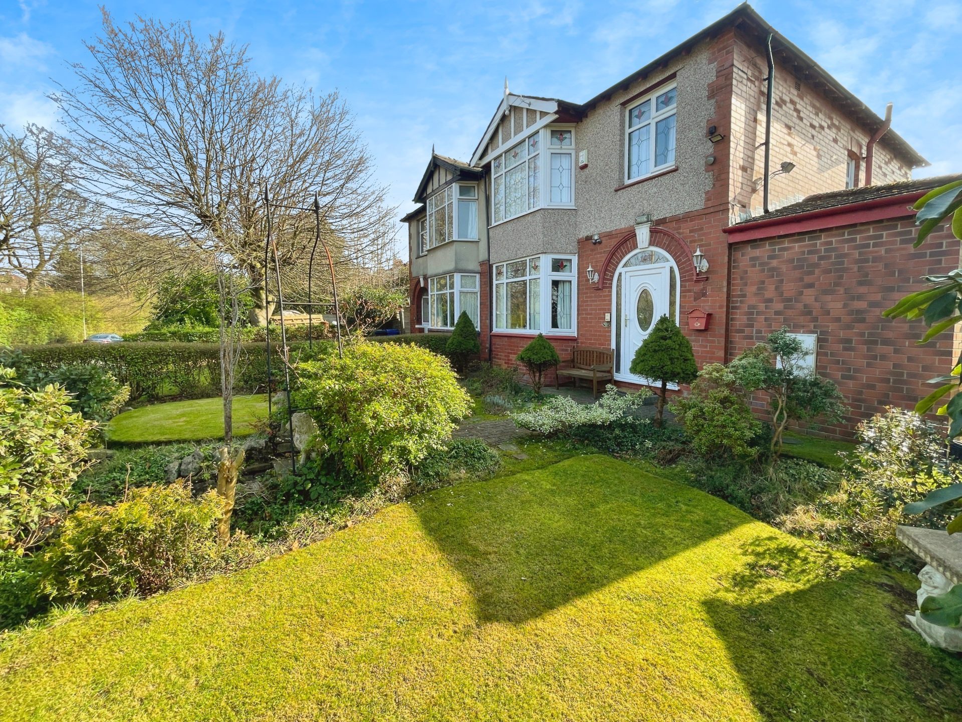 Hilton Lane, Prestwich