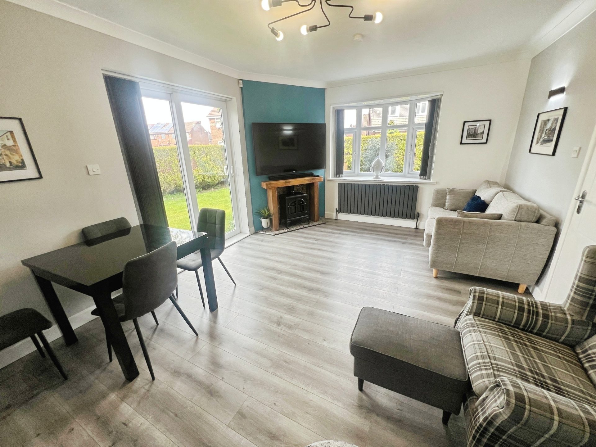 Derwent Drive, Kearsley