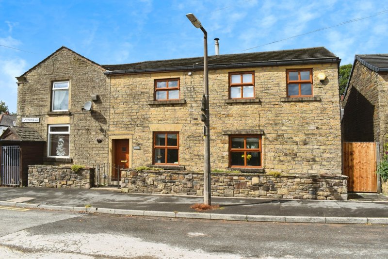 Brookfold Lane, Harwood