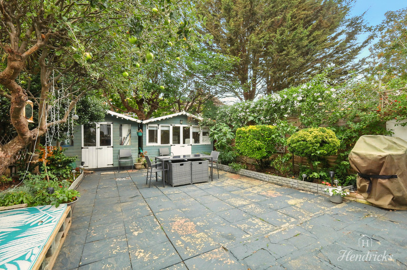 Photo 25