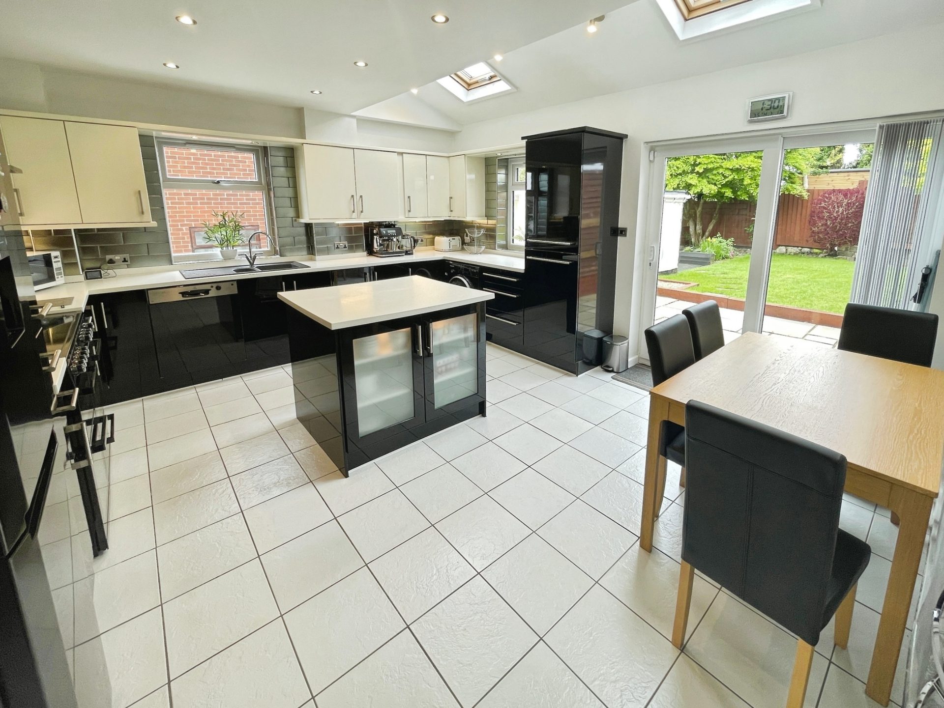 Barnfield Close, Egerton