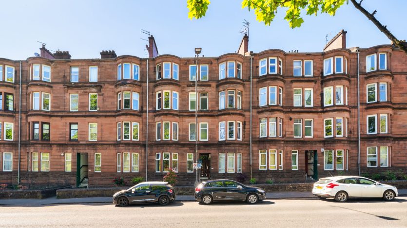 1 bedroom house in 3/2, 654 Tollcross Road, Glasgow