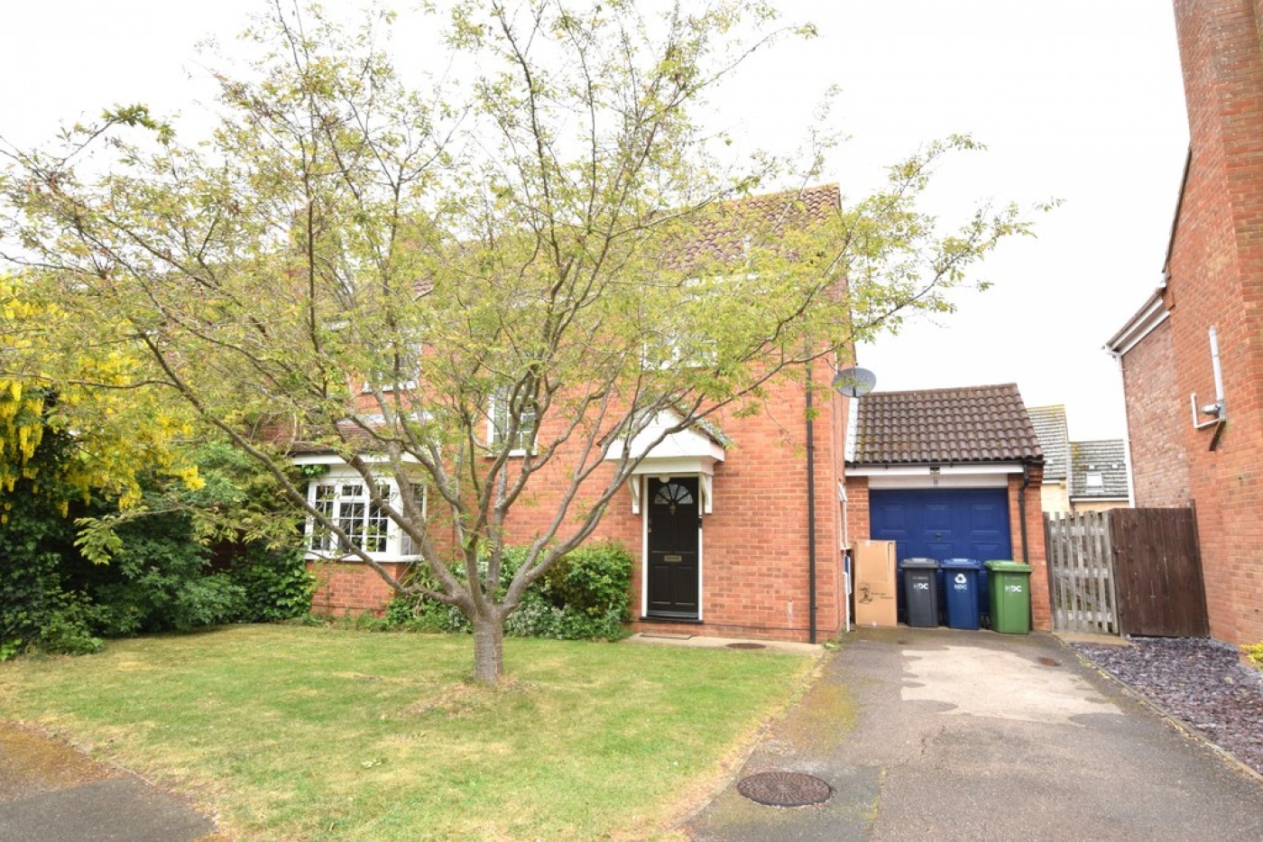 4 bedroom detached house in Godmanchester