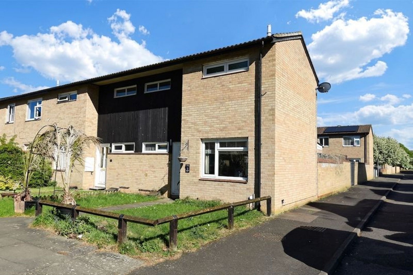 2 bedroom house in Bascraft Way