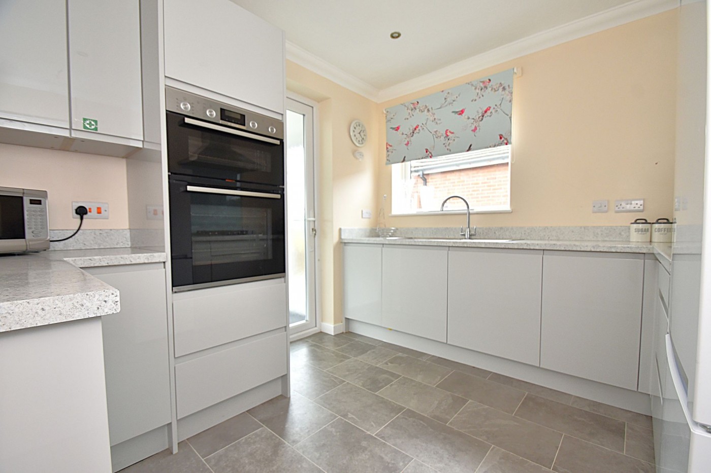 3 bedroom bungalow in Caldecote Road, Eynesbury