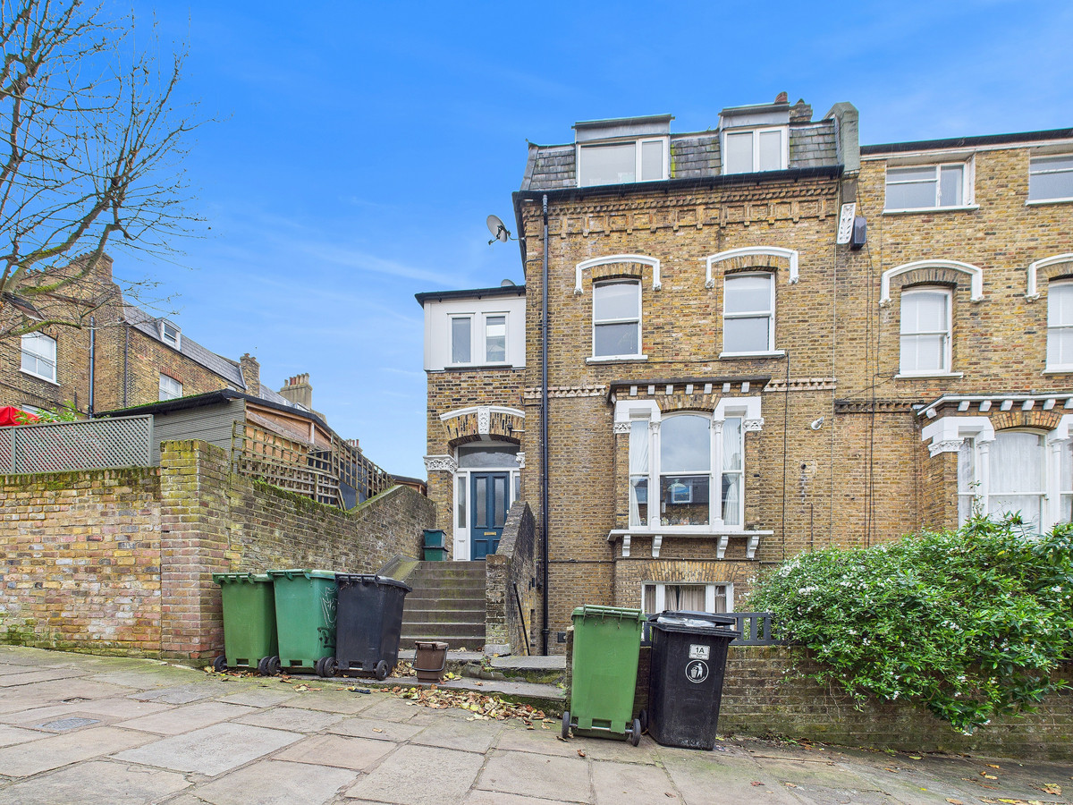 2 bedroom Flat - Lady Somerset Road, London, NW5