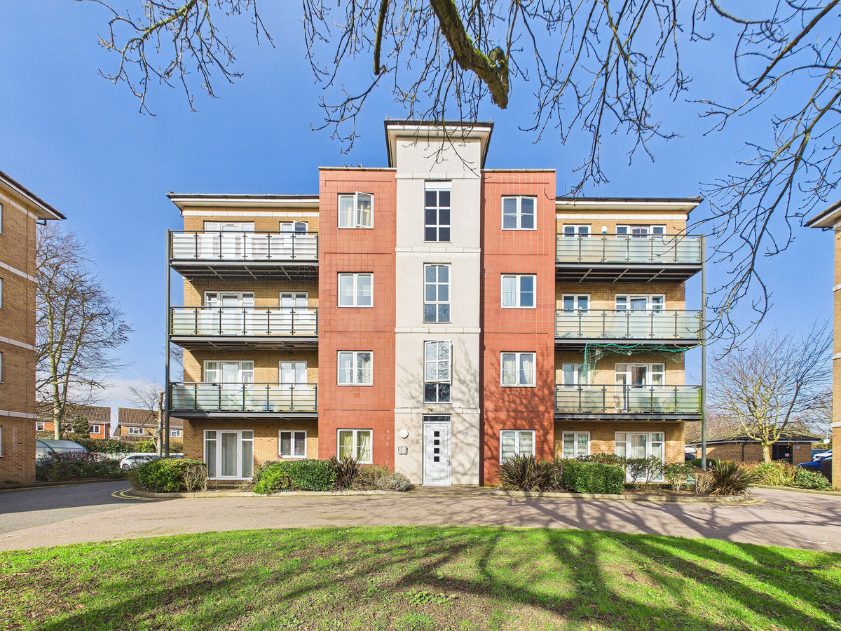 2 bedroom House - The Parklands, Dunstable, LU5