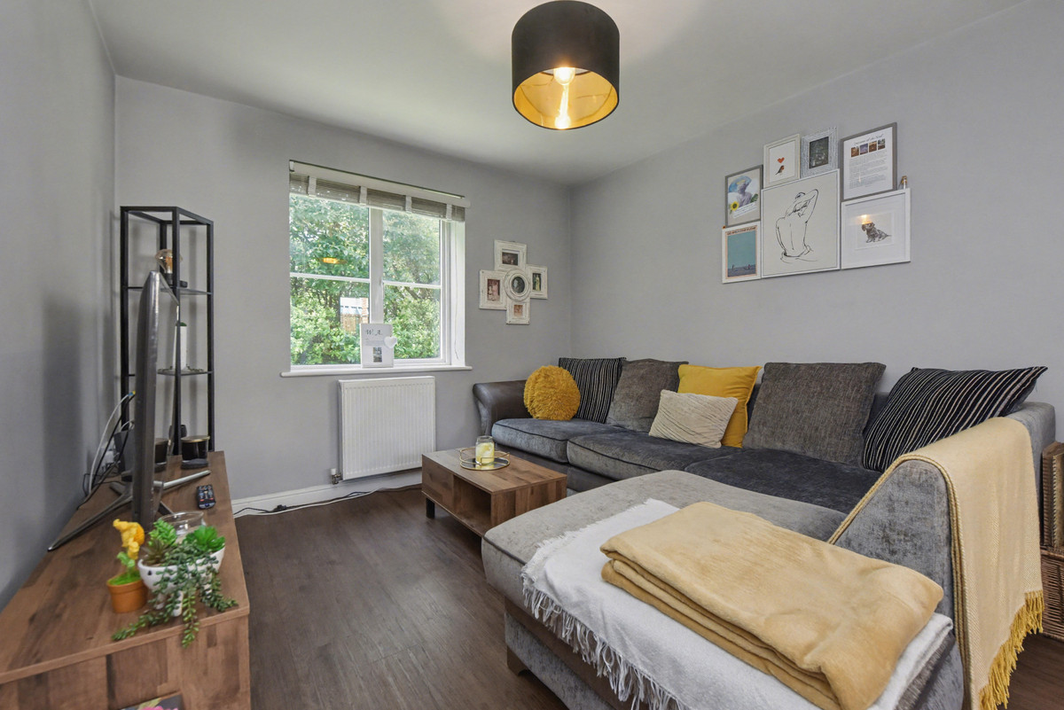 2 bedroom House - Dove Lane, Chelmsford, CM2