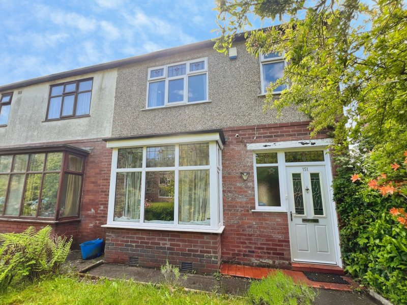 Park Road, Heaton