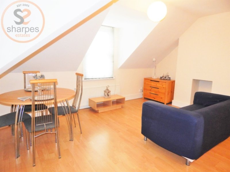 Merton Road, Flat 3, London