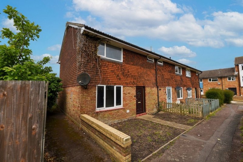 3 bedroom house in Flaxen Walk, Warboys