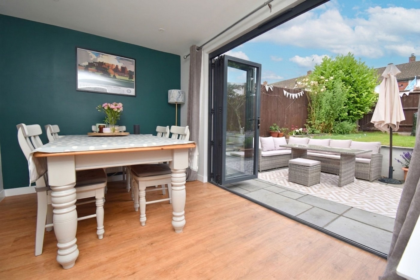 3 bedroom house in Churchill Avenue, Wyton