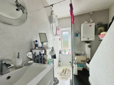 Photo 9