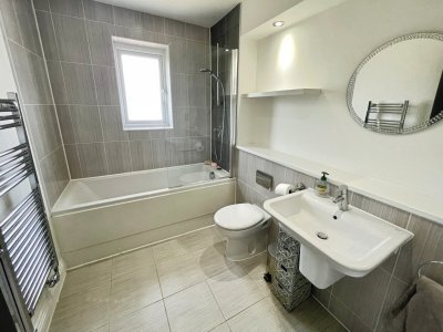 Photo 25