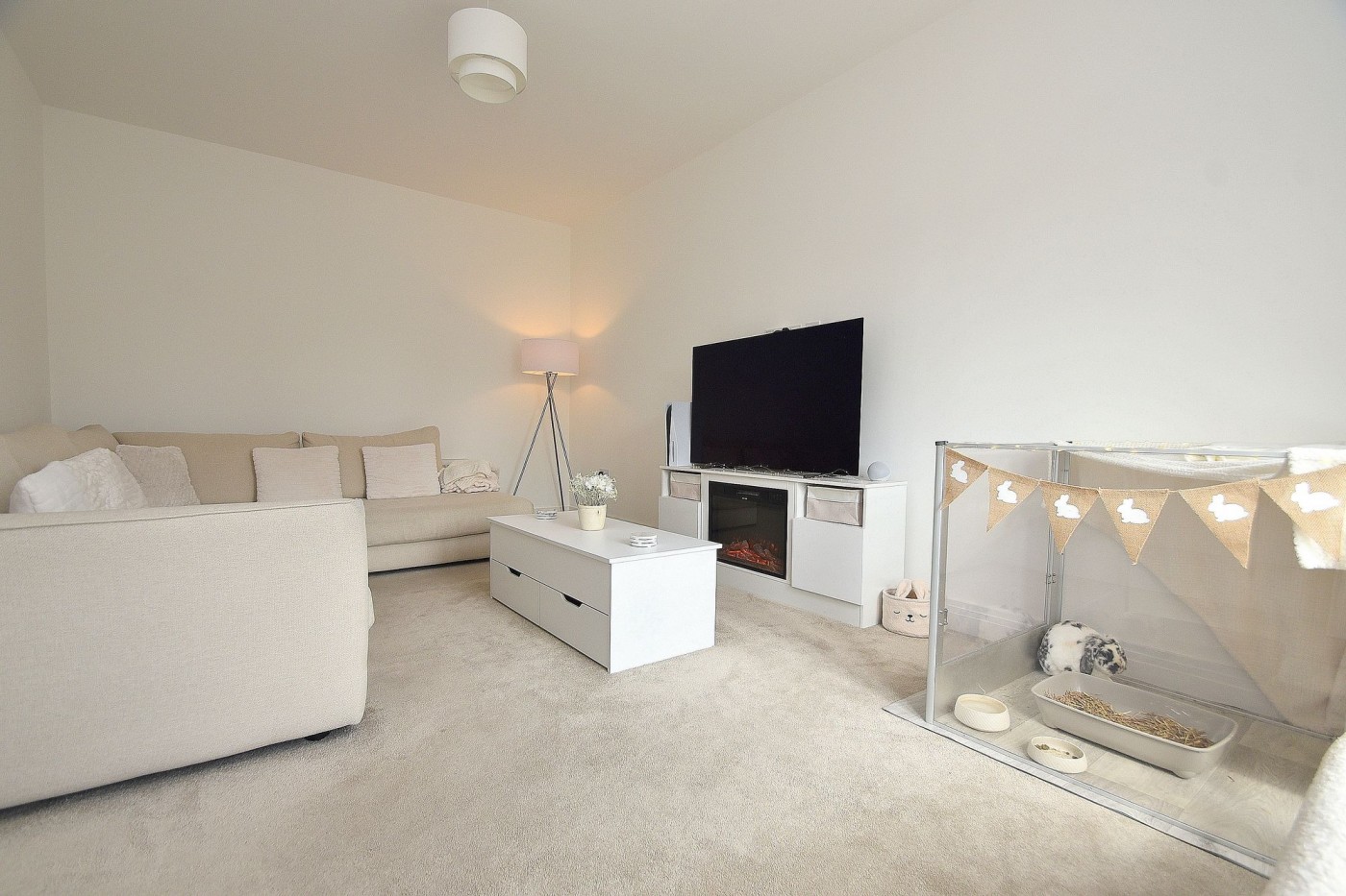 4 bedroom house in Currington Avenue, St. Neots