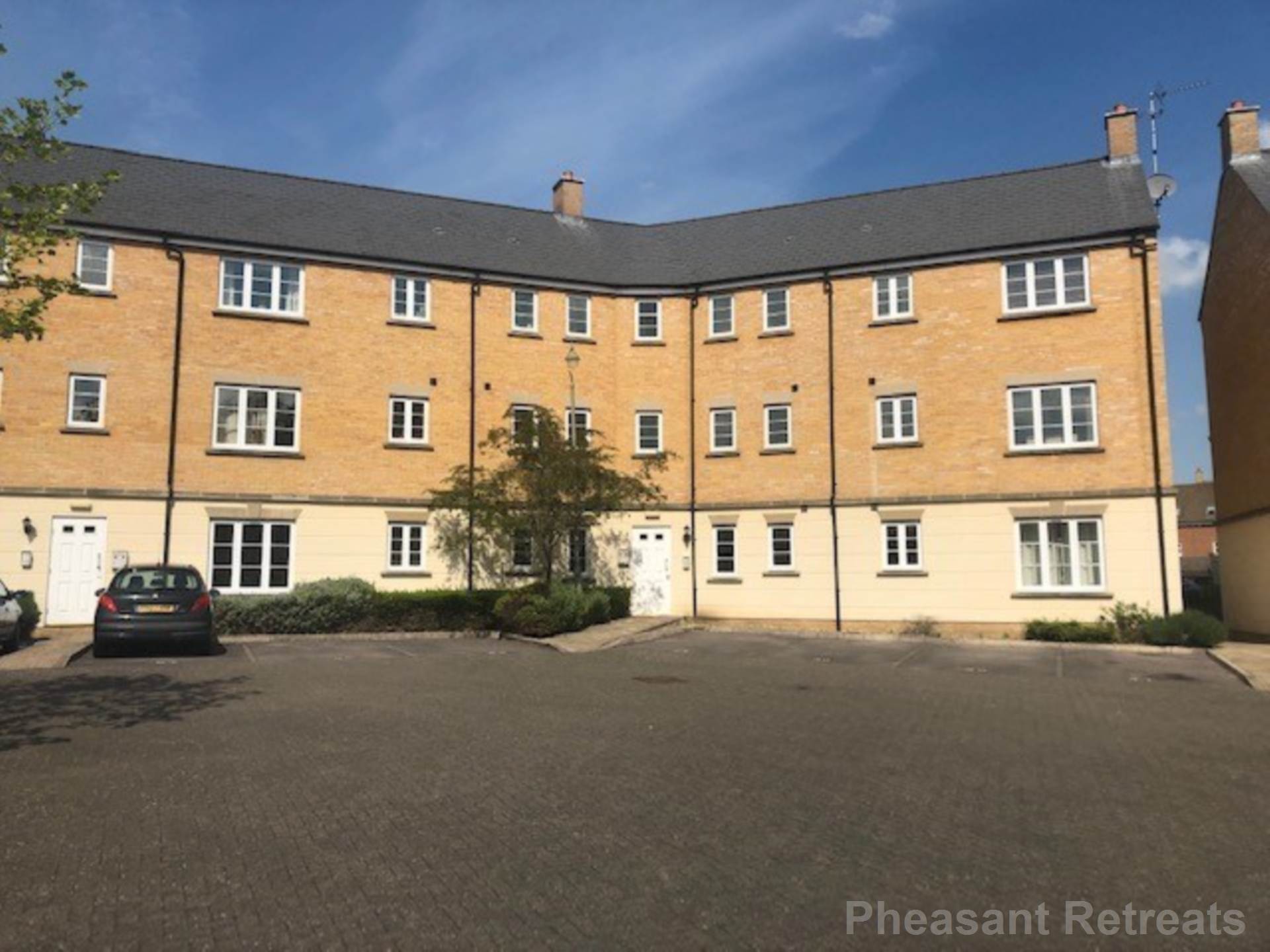 Harvest Way, Madley Park