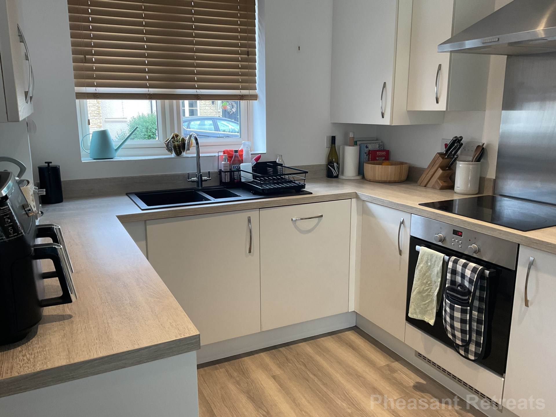 Winfield Drive, Witney