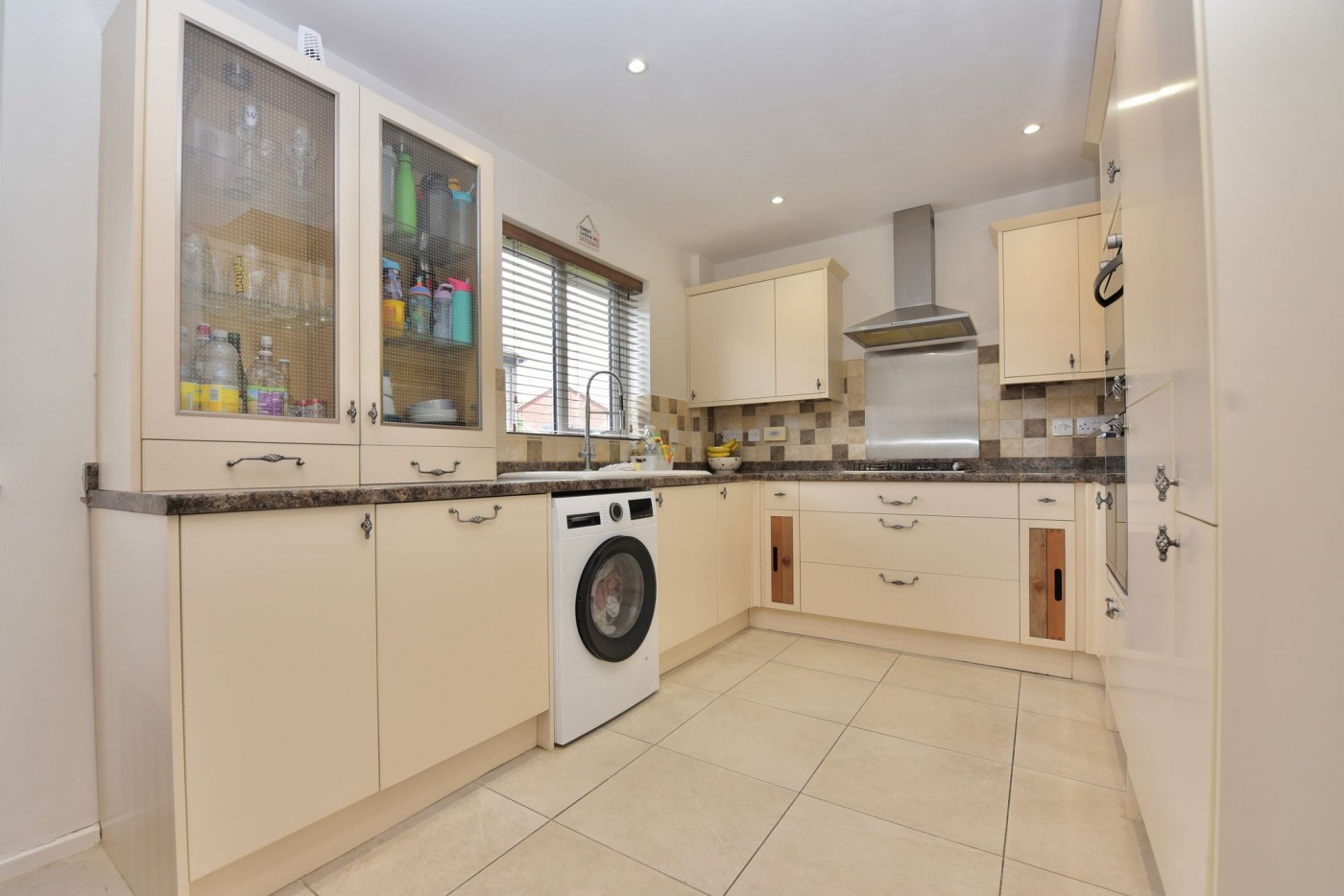 3 bedroom house in Blair Way, Eynesbury