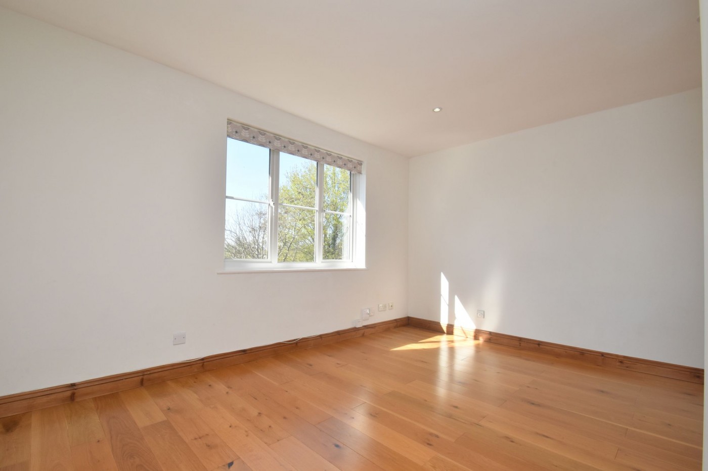 1 bedroom flat in Limes Park Road, St. Ives