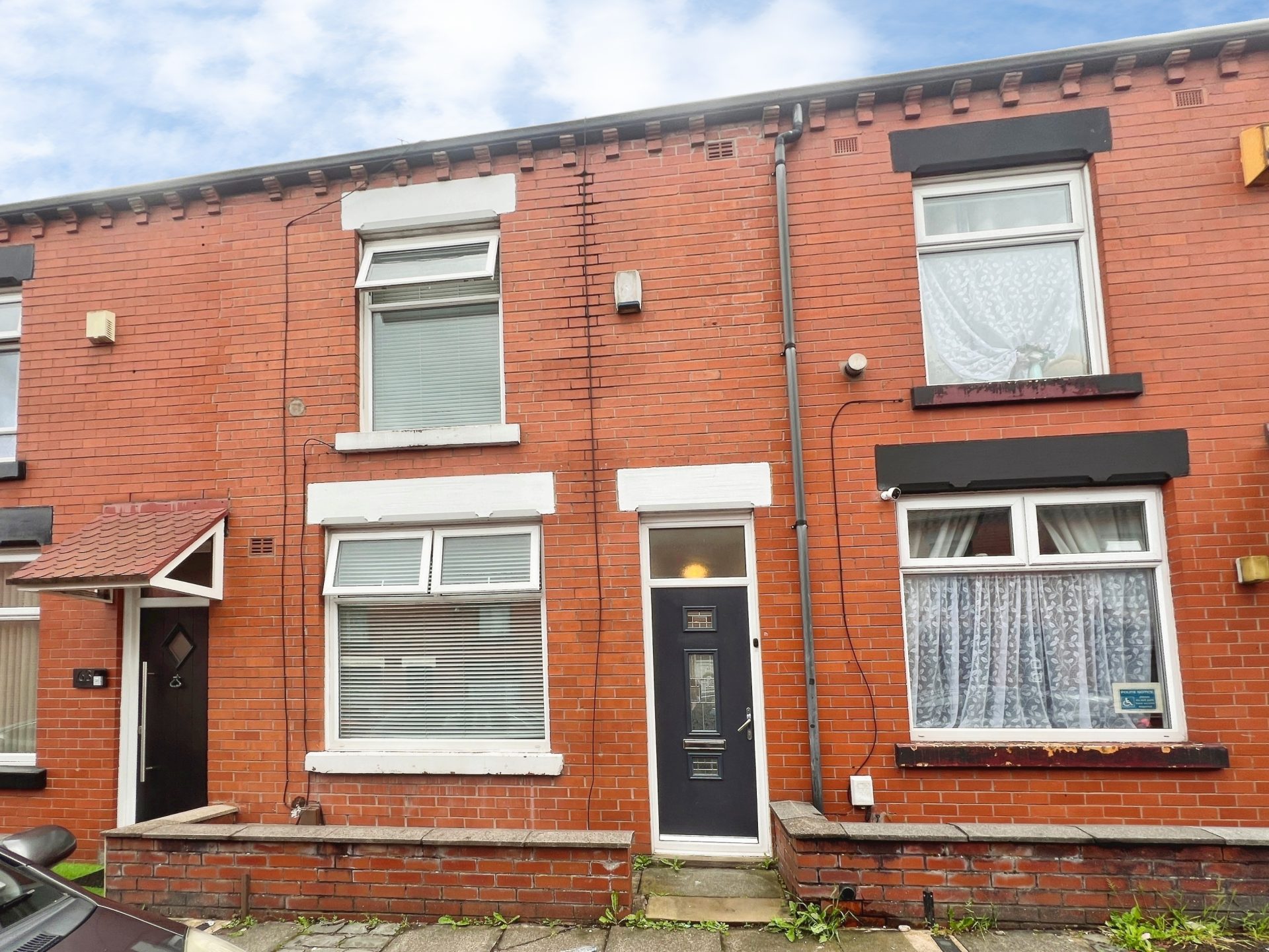 Beaconsfield Street, Deane
