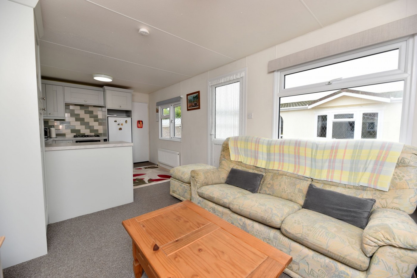 2 bedroom park home in Station Road, Lower Stondon